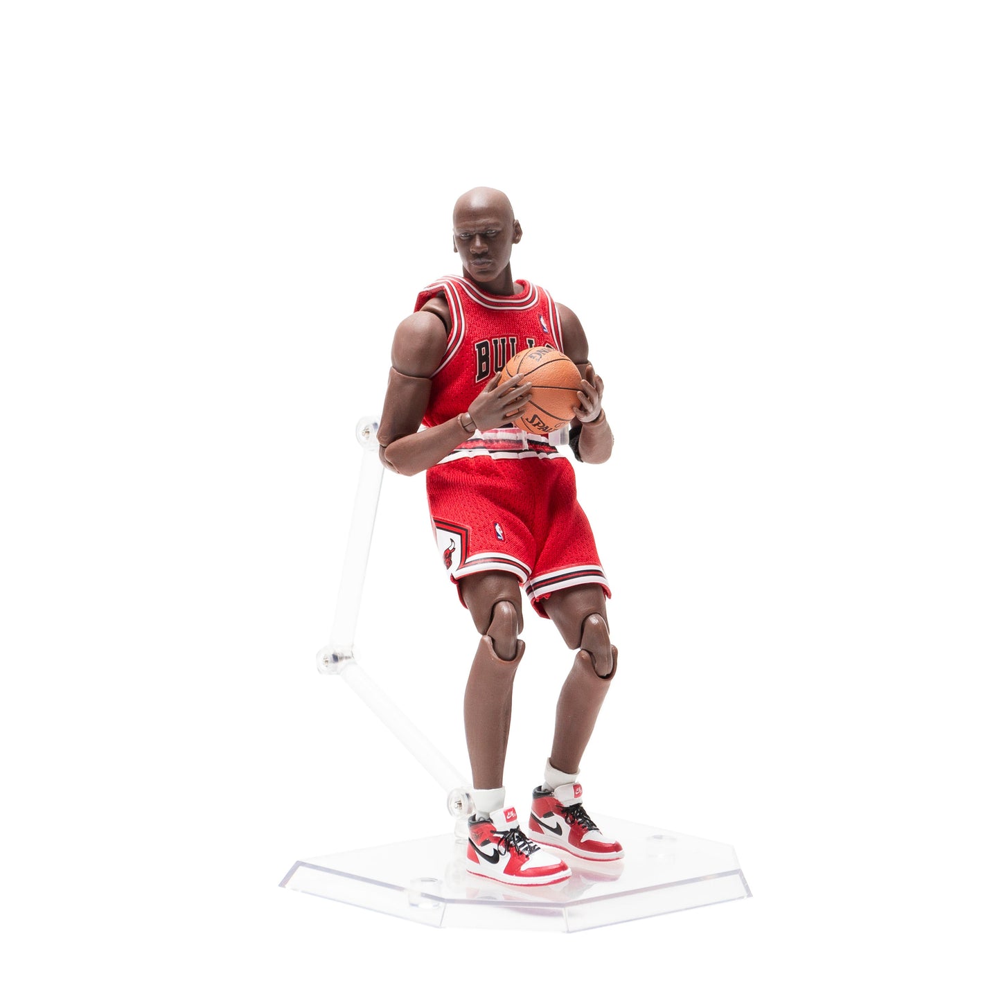 MAFEX / MICHAEL JORDAN (CHICAGO BULLS)